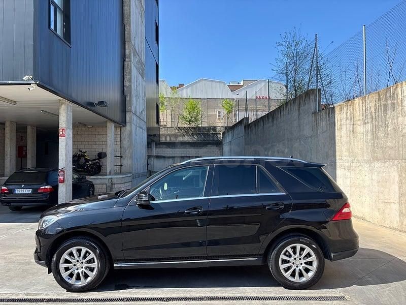 Usado Mercedes ML350 258 CV (189 kW) 2012 Negro SUV