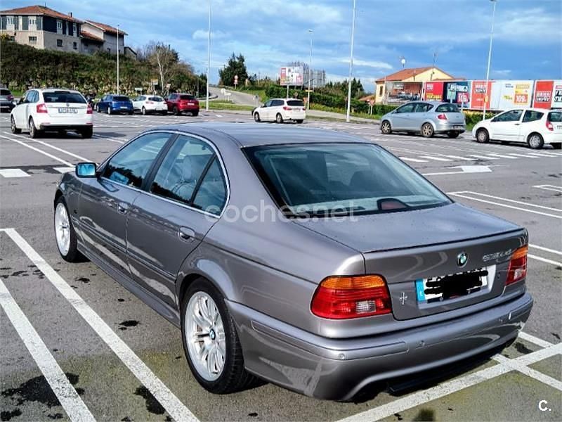 Usado BMW 530 184 CV (135 kW) 2001 Gris / plata Berlina
