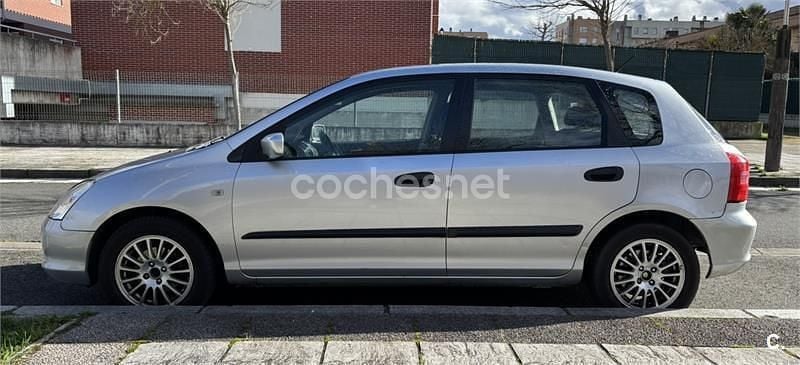 Usado Honda Civic S 100 CV (73 kW) 2003 Gris / plata Berlina