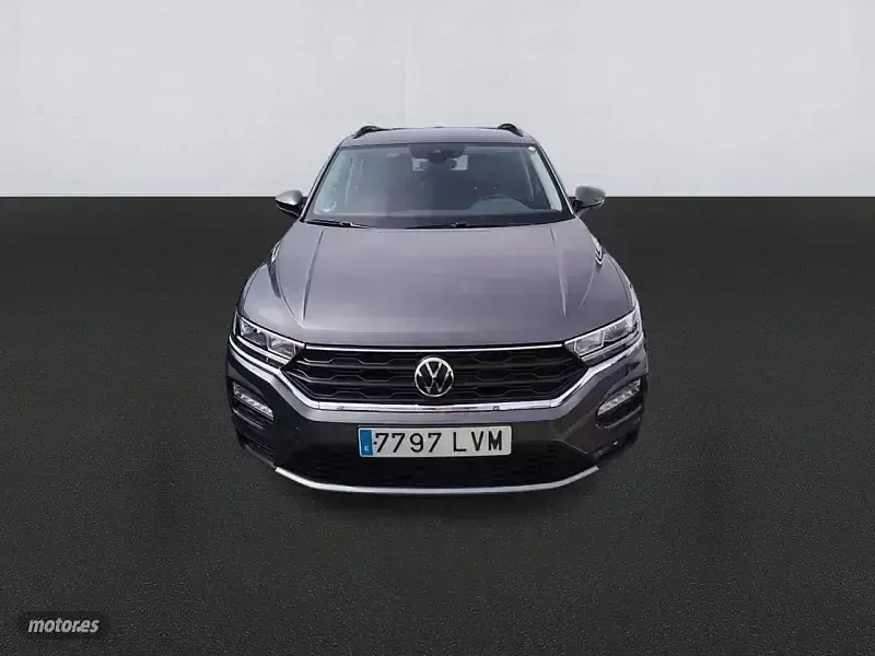 Usado VW T-Roc Advance 115 CV (84 kW) 2021 Gris SUV