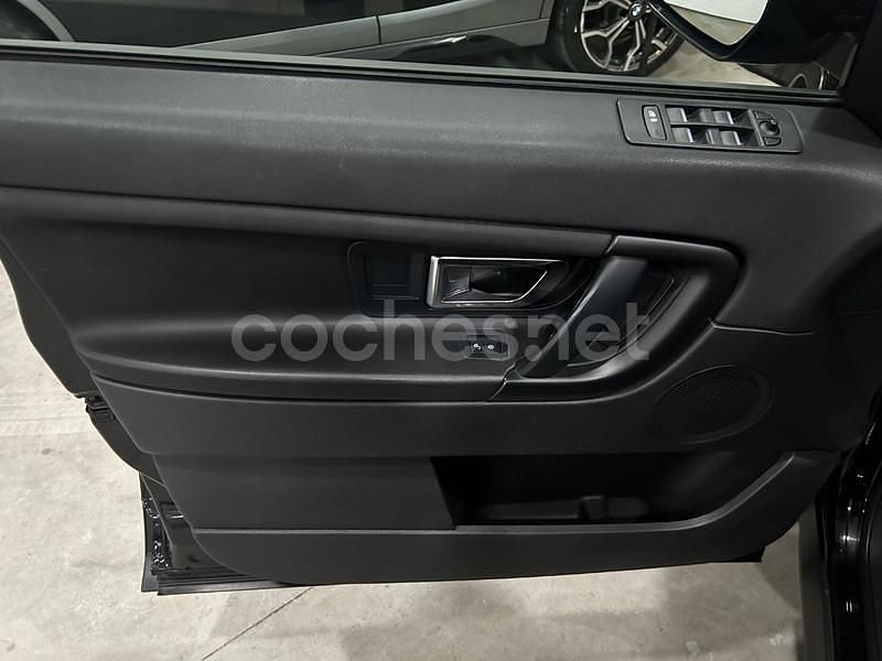 Usado Land Rover Discovery Sport SE 150 CV (110 kW) 2017 Negro SUV