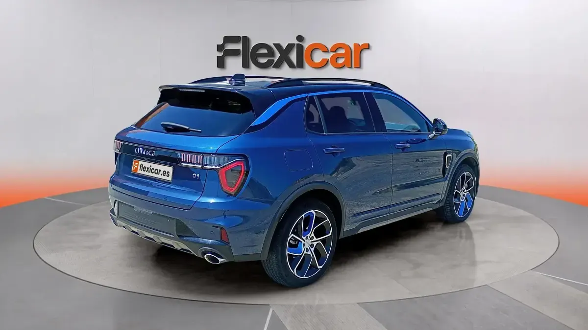 Usado Lynk & Co 01 261 CV (191 kW) 2023 Azul SUV