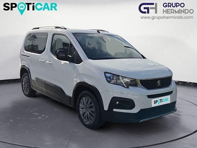 Usado Peugeot Rifter Allure 100 CV (73 kW) 2022 Blanco Monovolumen