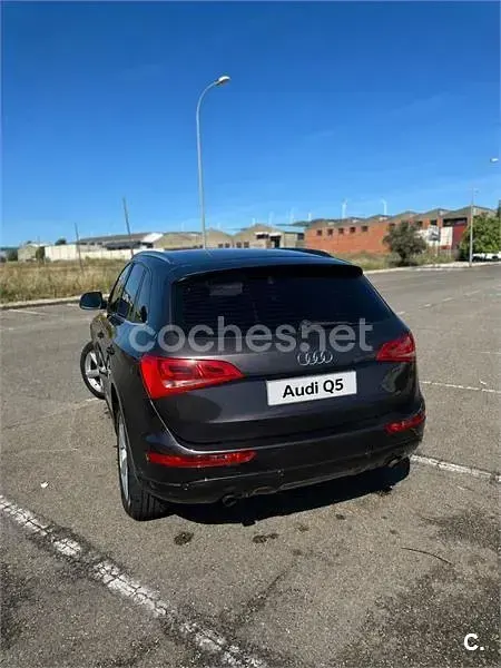 Usado Audi Q5 Premium 211 CV (155 kW) 2010 Gris / plata SUV