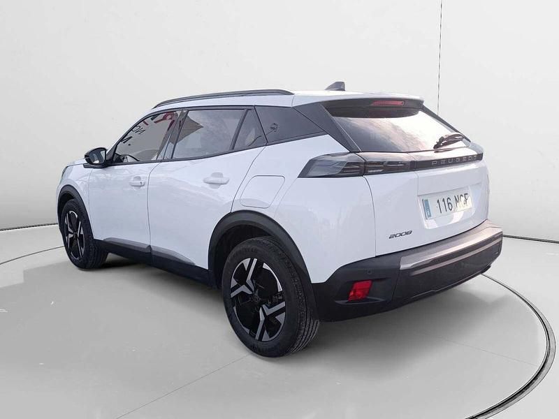 Usado Peugeot 2008 Allure 101 CV (74 kW) 2025 Blanco SUV