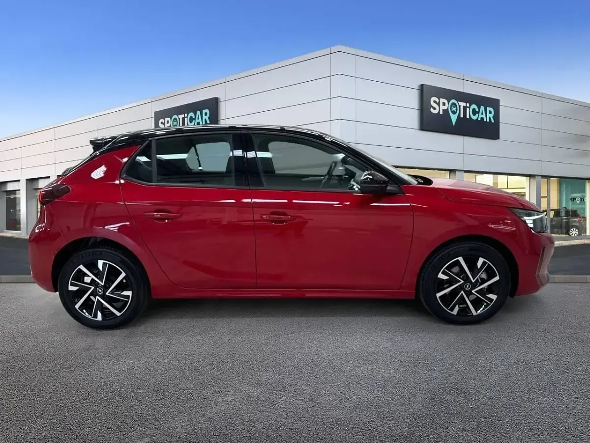 Usado Opel Corsa 100 CV (73 kW) 2025 Rojo Utilitario