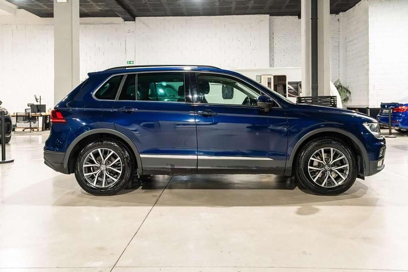 Usado VW Tiguan Life 150 CV (110 kW) 2020 Azul SUV