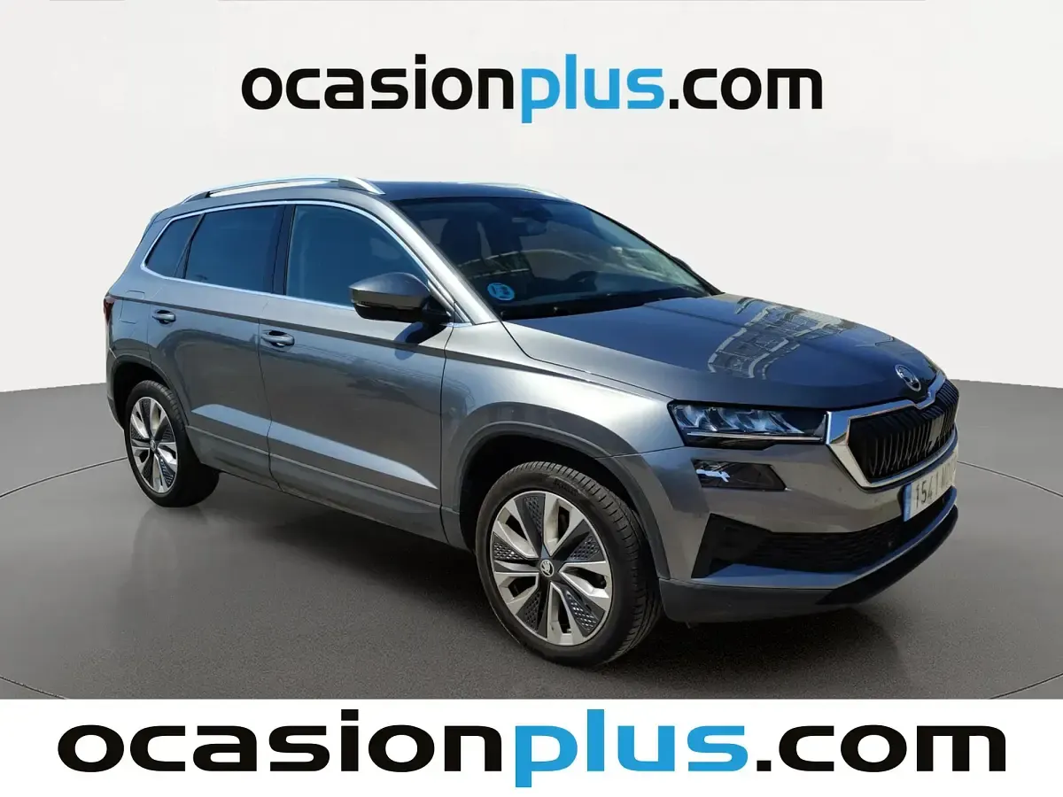 Usado Skoda Karoq Style 150 CV (110 kW) 2023 Gris SUV