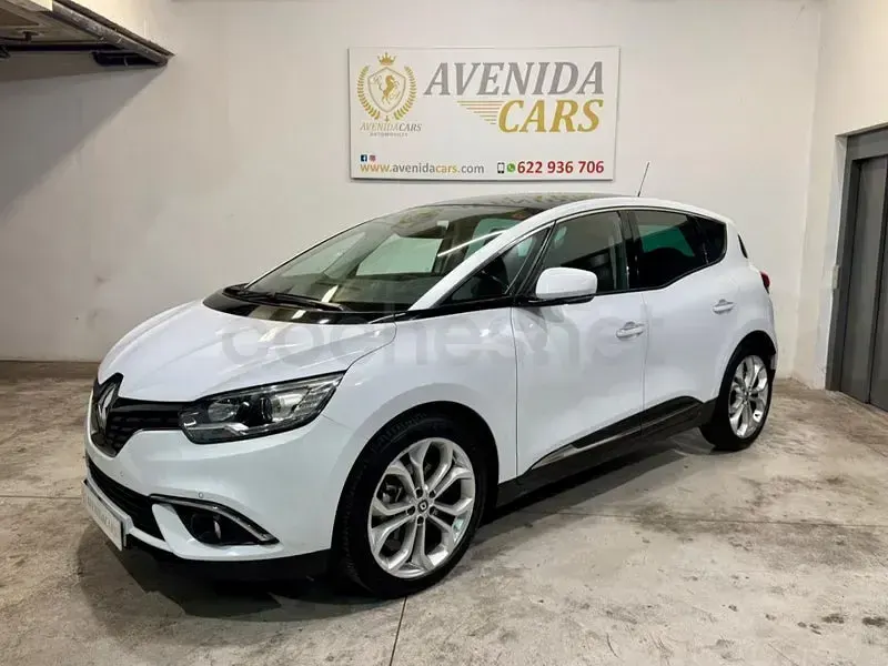 Usado Renault Scénic Intens 95 CV (69 kW) 2017 Blanco Monovolumen