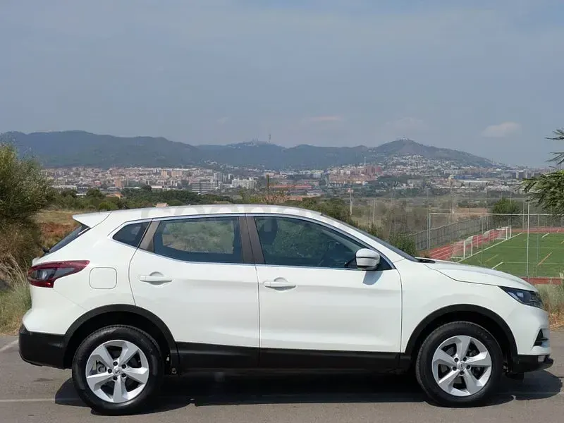 Usado Nissan Qashqai Acenta 140 CV (102 kW) 2021 Blanco SUV