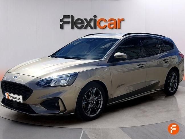 Usado Ford Focus ST-Line 125 CV (91 kW) 2019 Beige