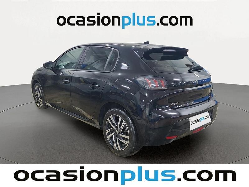 Usado Peugeot 208 Allure 102 CV (75 kW) 2023 Negro Utilitario