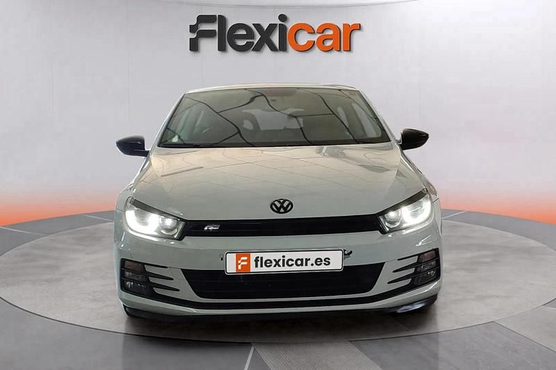 Usado VW Scirocco R-line 125 CV (91 kW) 2016 Blanco Coupe