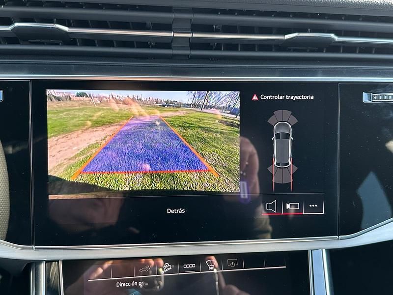 Usado Audi Q8 S-Line 490 CV (360 kW) 2024 Negro SUV