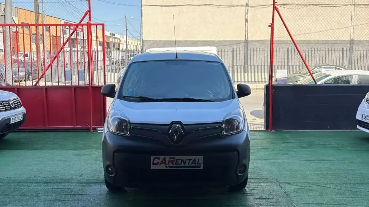 Usado Renault Kangoo 44 kW (60 CV) 2019 Blanco Monovolumen