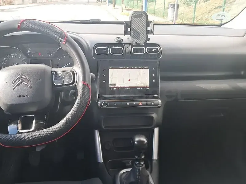 Usado Citroën C3 Aircross PureTech 110 HP (80 kW) 2019 Vermelho SUV