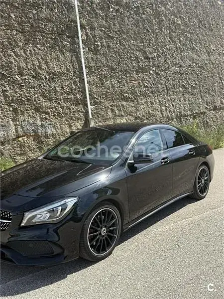 Usado Mercedes CLA220 177 CV (130 kW) 2018 Negro Berlina