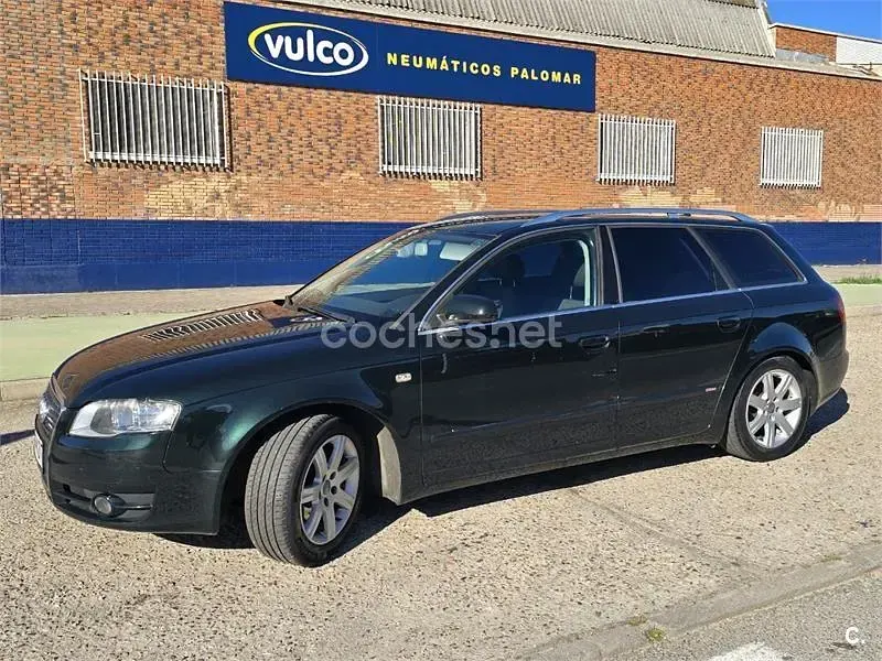 Usado Audi A4 S-Line 140 CV (102 kW) 2007 Verde Familiar