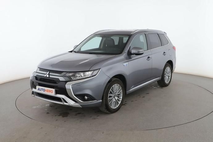 Usado 2018 Mitsubishi Outlander Motion SUV | 20.499 € - Imagen 1/3