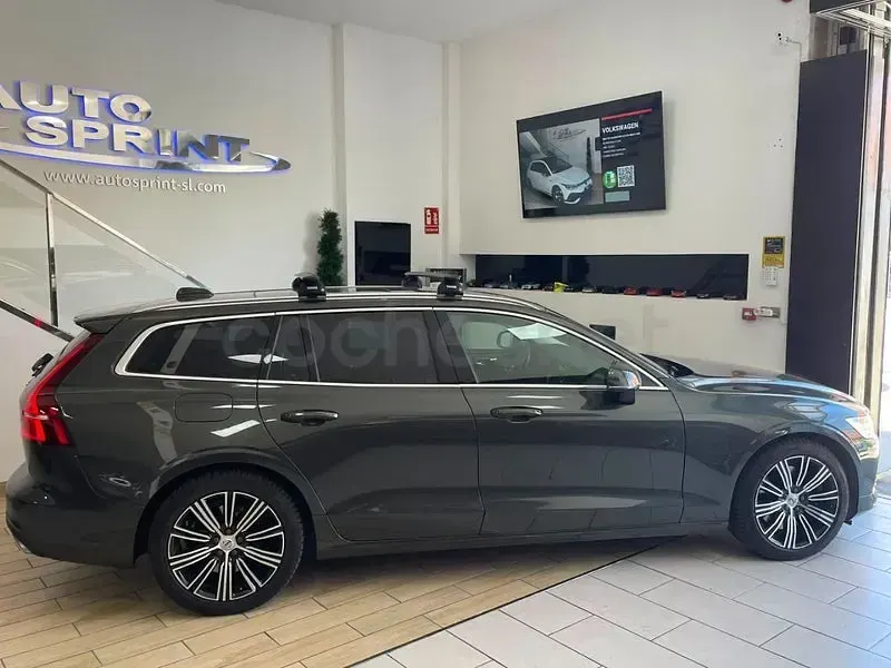 Usado Volvo V60 Inscription 392 CV (288 kW) 2019 Marrón Familiar
