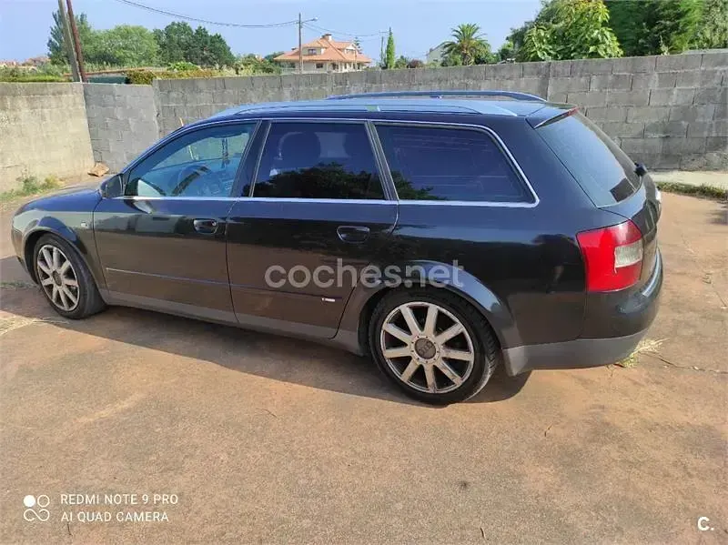 Usado Audi A4 Sport 130 CV (95 kW) 2004 Negro Familiar