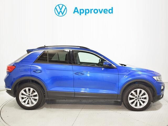 Usado VW T-Roc Advance 110 CV (80 kW) 2021 Azul SUV