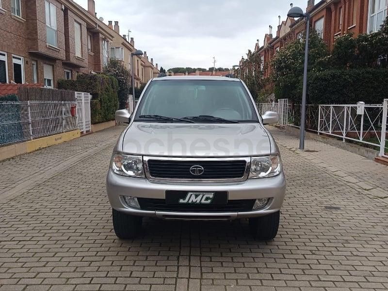 Usado Tata Safari 140 CV (102 kW) 2009 Gris / plata SUV