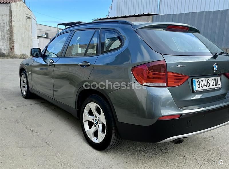Usado BMW X1 143 CV (105 kW) 2010 Gris / plata SUV