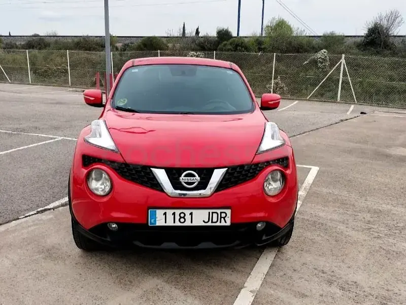 Usado Nissan Juke Acenta 110 CV (80 kW) 2015 Rojo SUV