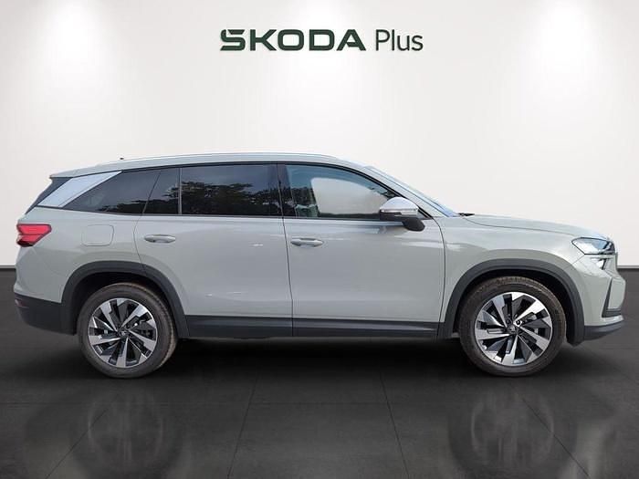 Usado Skoda Kodiaq 150 CV (110 kW) 2025 Gris SUV