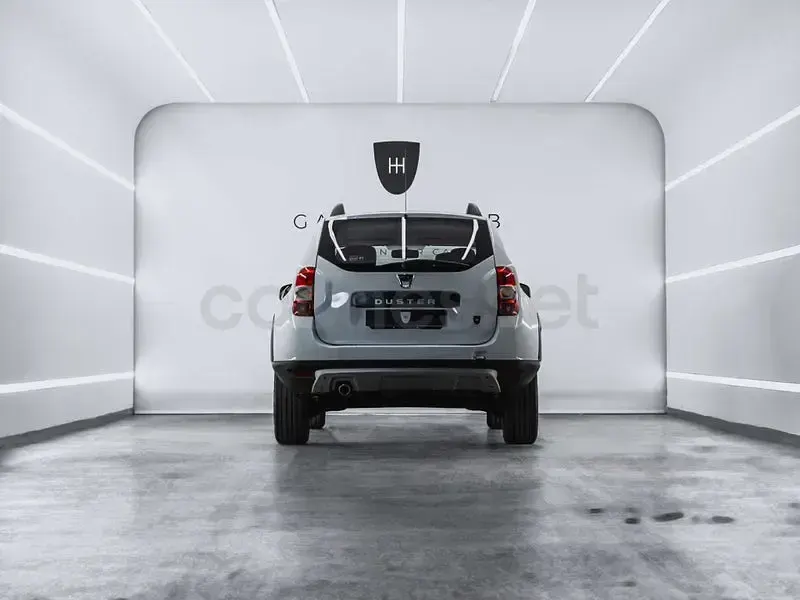 Usado Dacia Duster Urban Explorer 109 CV (80 kW) 2016 Blanco SUV