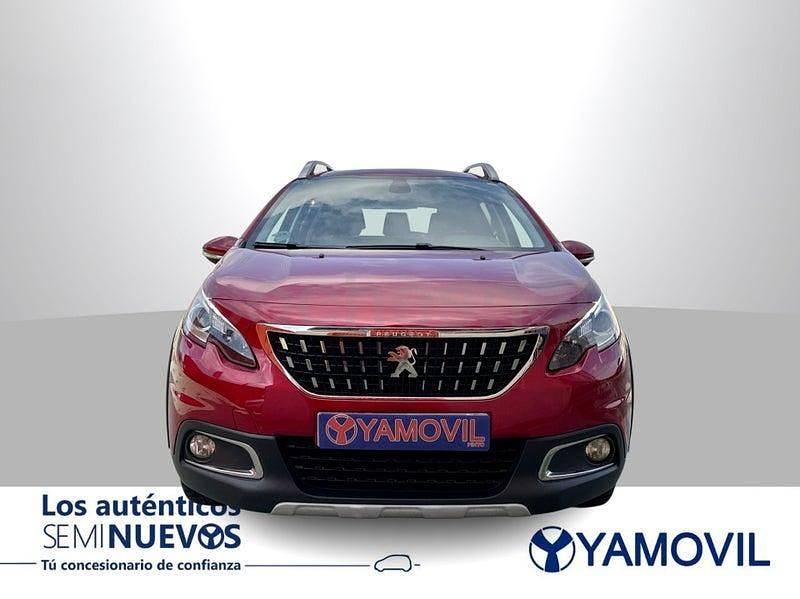 Usado Peugeot 2008 Allure 100 CV (73 kW) 2018 Rojo SUV