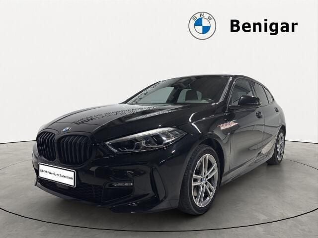 Negro Usado 2024 BMW 118 Comfort Edition Utilitario | 31.500 € (Precio justo) - Imagen 1/4