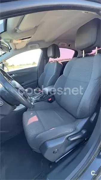 Usado Peugeot 508 SW Active 120 CV (88 kW) 2015 Negro Familiar