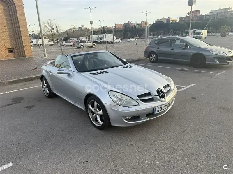 Usado Mercedes SLK200 163 CV (119 kW) 2006 Gris / plata Descapotable