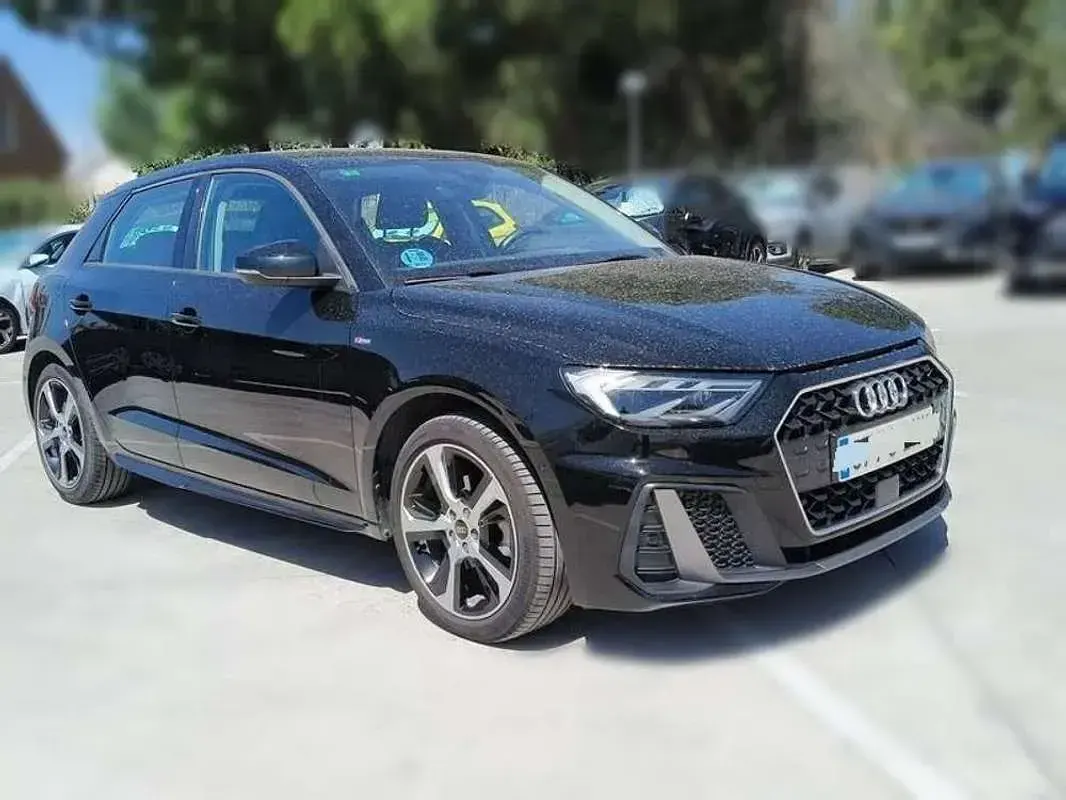 Usado Audi A1 Sportback S-Line 116 CV (85 kW) 2022 Negro Utilitario