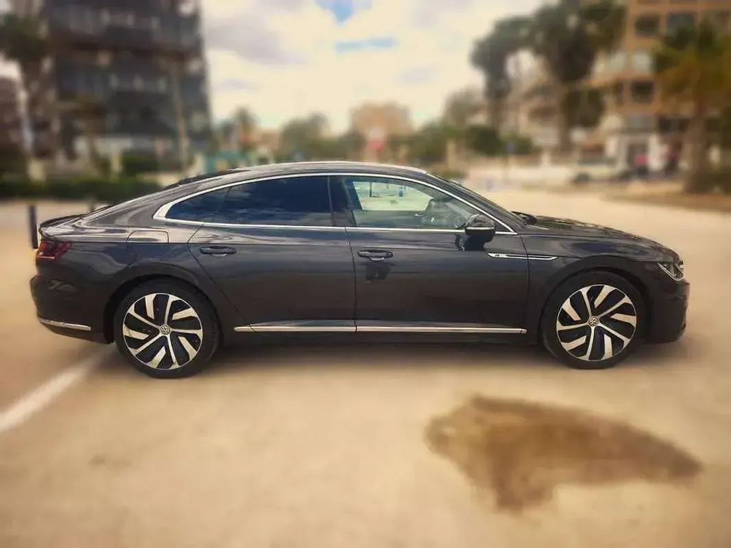 Usado VW Arteon R-line 150 CV (110 kW) 2017 Utilitario