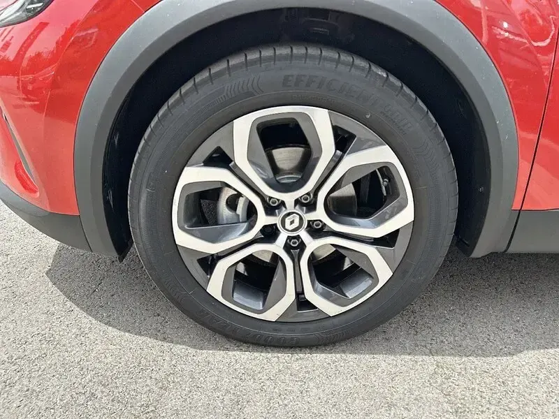 Usado Renault Captur Zen 160 CV (117 kW) 2022 Rojo SUV