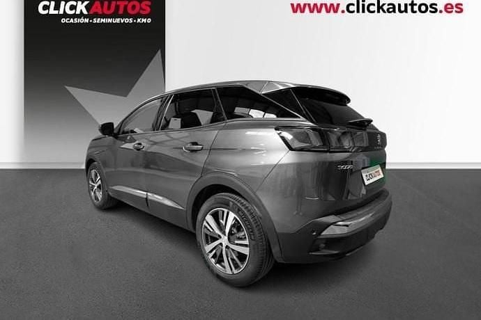 Usado Peugeot 3008 Allure 130 CV (95 kW) 2022 SUV