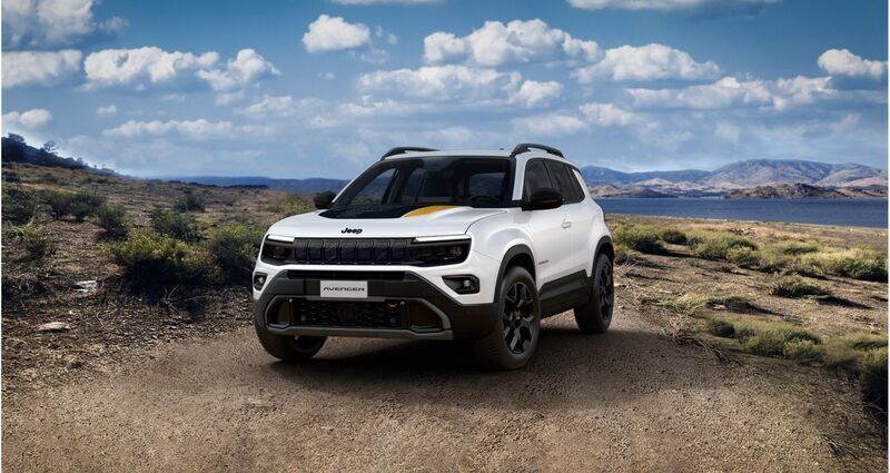 Blanco Nuevo 2025 Jeep Avenger North SUV | 35.799 € (Precio justo) - Imagen 1/4