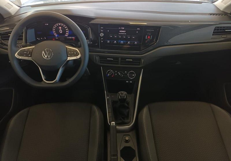 Usado VW Taigo 95 CV (69 kW) 2025 Plata réflex metalizado SUV