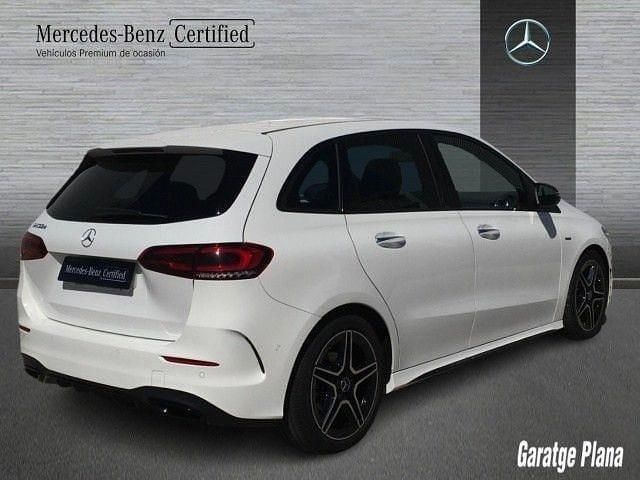 Usado Mercedes B200 150 CV (110 kW) 2022 Blanco polar Monovolumen