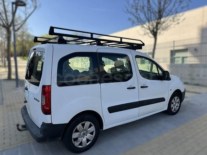 Usado Citroën Berlingo Tonic 90 CV (66 kW) 2011 Blanco Monovolumen