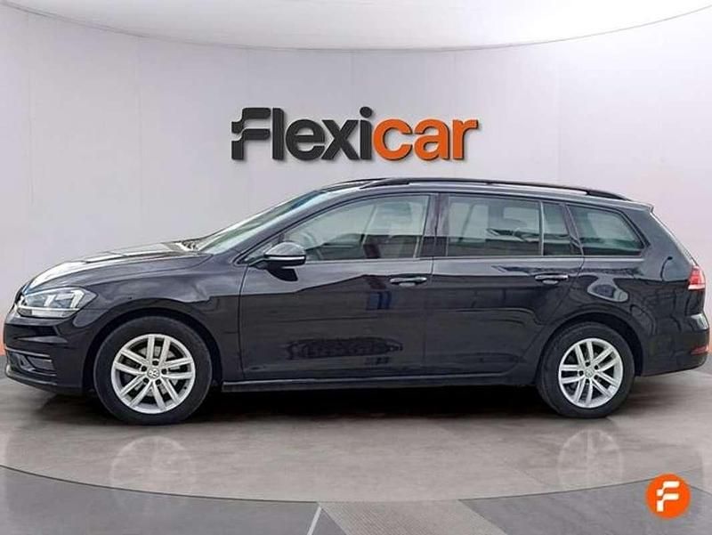Usado VW Golf VII Advance 116 CV (85 kW) 2017 Negro Familiar
