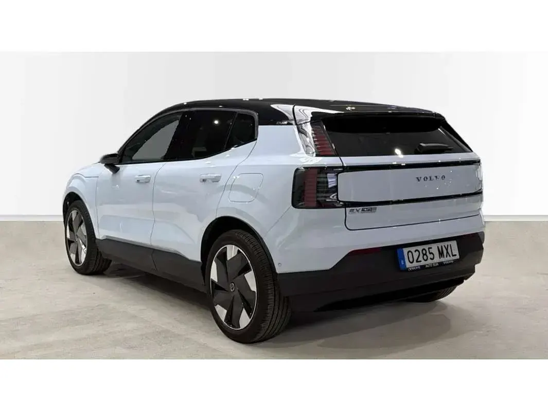 Usado Volvo EX30 Ultra 200 kW (272 CV) 2024 Blanco SUV