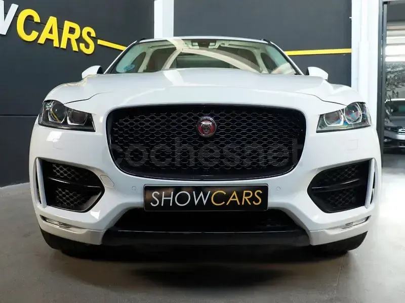 Usado Jaguar F-Pace R-Sport 180 CV (132 kW) 2020 Blanco SUV