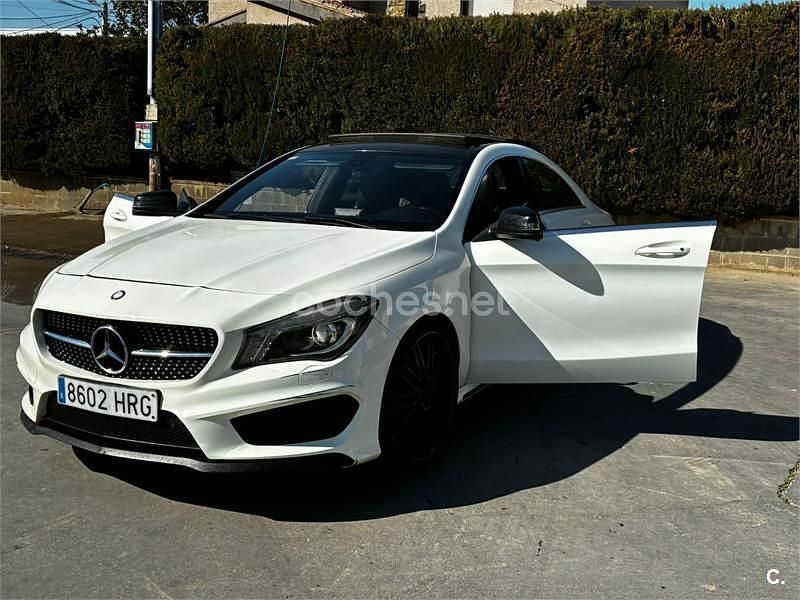 Usado Mercedes CLA220 AMG line 170 CV (125 kW) 2013 Blanco Berlina