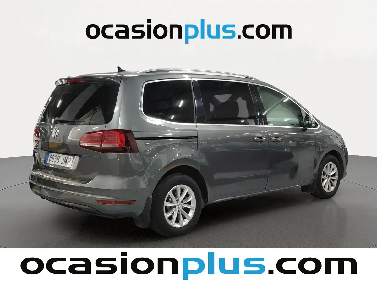 Używany VW Sharan Advance 150 KM (110 kW) 2016 Szary Minivan