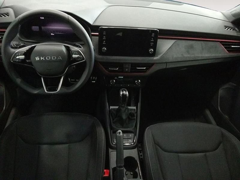 Usado Skoda Scala 115 CV (84 kW) 2025 Azul Utilitario