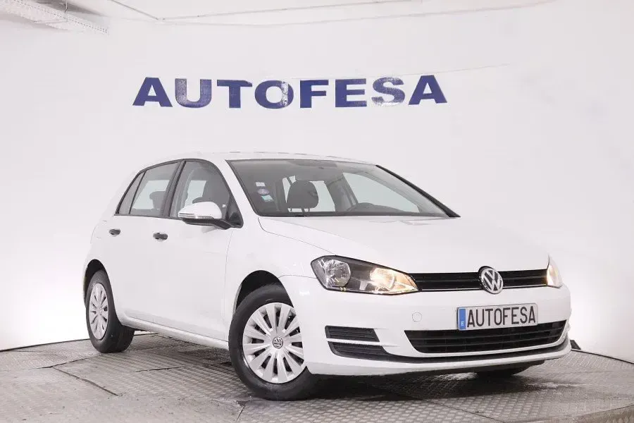 Usado VW Golf VII Trendline 110 CV (80 kW) 2017 Blanco